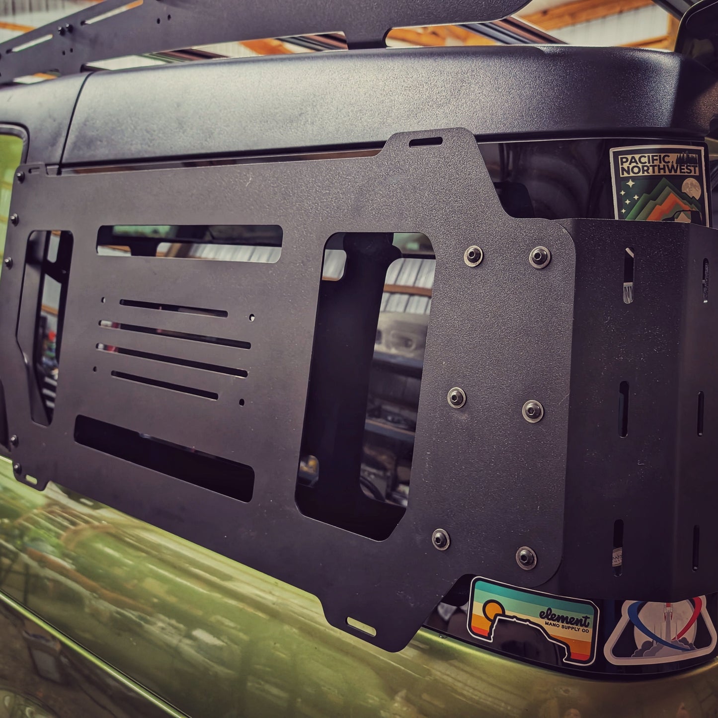 Honda Element RearSideWindowPanel